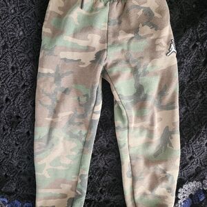 Jordan Kids Camo Joggers in Green and Brown